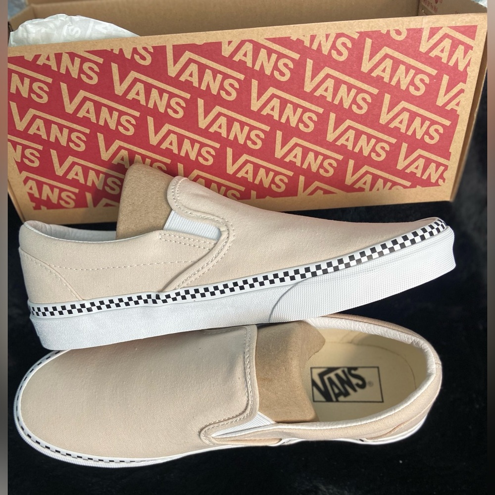 CLASSIC SLIP-ON SNEAKERS IN CHECKERBOARD FOXING TURTLEDOVE